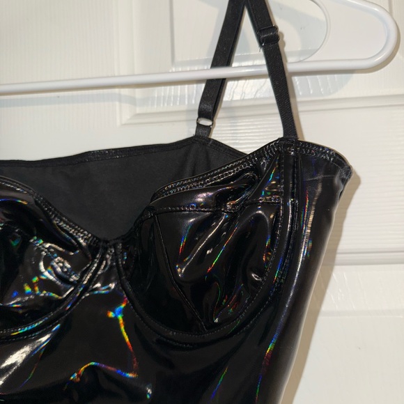 Shiny Black Women's Faux Leather Bodysuit w Adjustable Straps NEVER WORN Size M - Picture 5 of 16